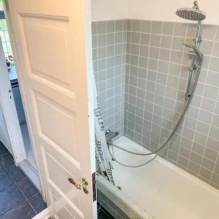 Stunning In Rnne With 3 Bedrooms And Wifi Rønne
